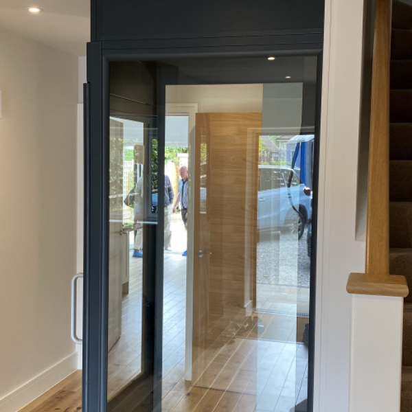 HOMELIFT COMPACT - Lower Road, Bookham, Surrey Case Study Photo